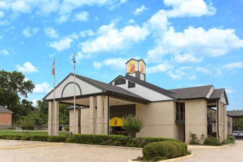 ทางเข้า, ซูเปอร์ 8 บาย วินด์แฮม รัสตัน (Super 8 By Wyndham Ruston) in รัสตัน (LA)