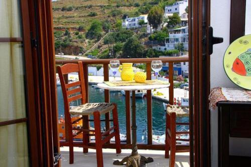 Lykomides, Skyros (Foto 5)