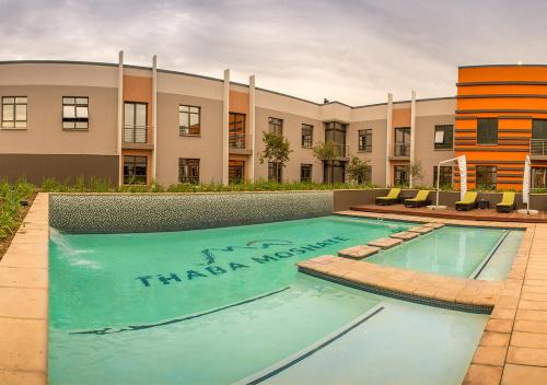 Peldbaseins, Peermont Metcourt at Thaba Moshate in Burgersfort