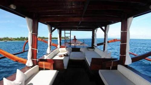 Seadmed, Pondok Santi Estate in Lombok