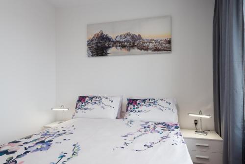 Grand Vitosha Apartments - image 8