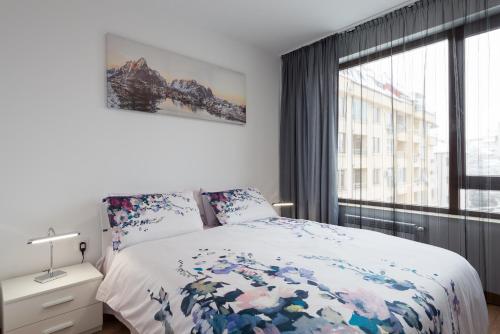 Grand Vitosha Apartments - image 11