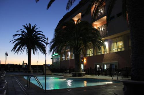 Hotel La Lanzada - image 10