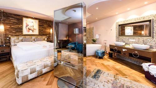Deluxe Junior Suite