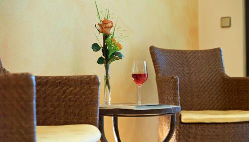Hirsch Hotel - image 3