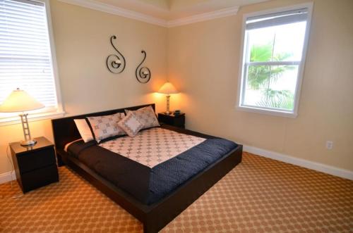 Three-Bedroom Apartment 7468 - image 3