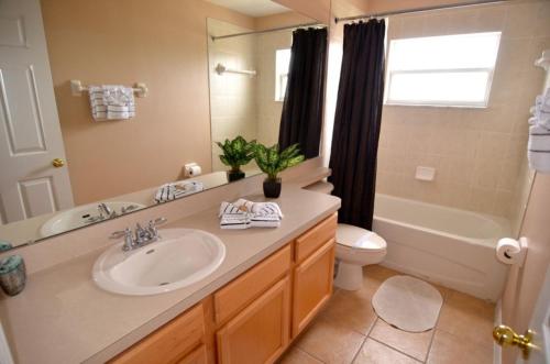 Four-Bedroom Villa 207 - image 3