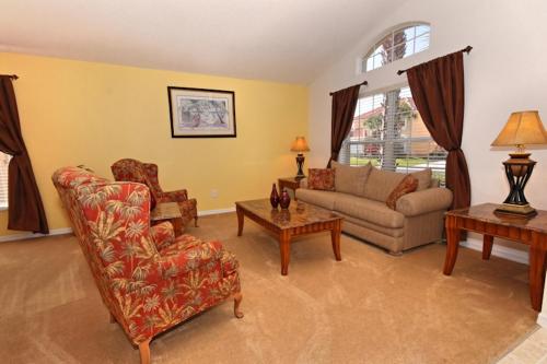Four-Bedroom Villa 1112 - image 3