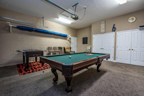 Five-Bedroom Villa 322 - image 8
