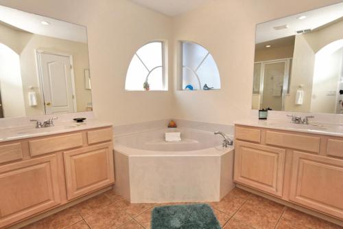 Five-Bedroom Villa 343 - image 5