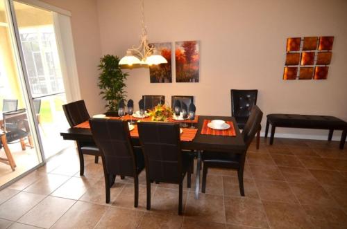 Four-Bedroom Villa 207 - image 9
