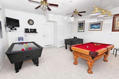 Five-Bedroom Villa 343 - image 8