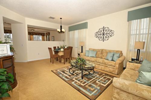 Four-Bedroom Villa 103 - image 5