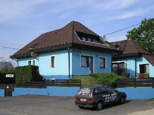 Domino Panzió - Accommodation - Székesfehérvár