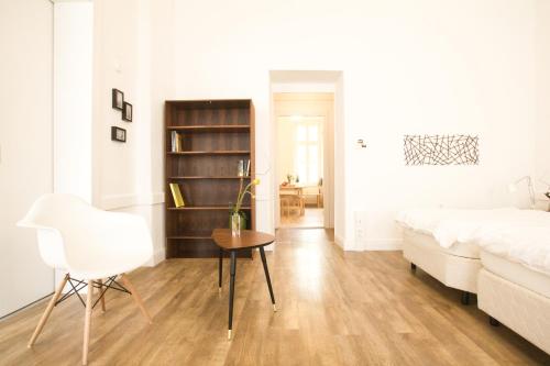 Central , 3 rooms in Frankfurter Tor