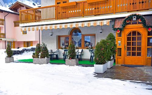 Alpen Hotel Rabbi