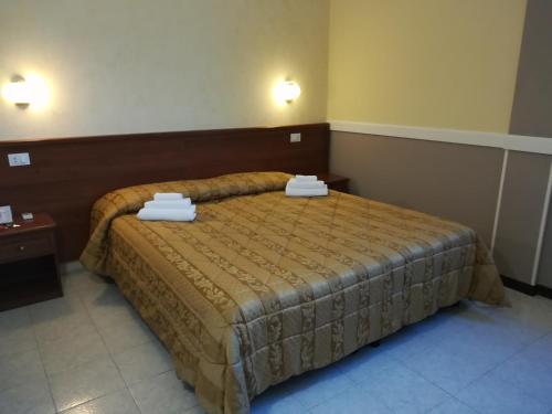 Hotel Marco Polo SELF CHECK-IN – Bologna, KY