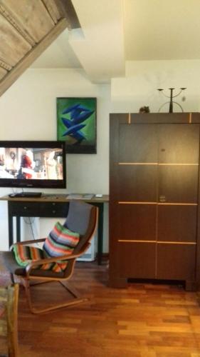 Apartment (4 Adults) image 5