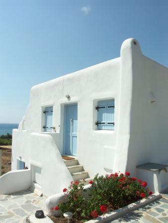  Karades Houses Poseidon 75m2 in Naxos Chora