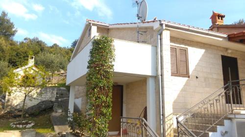 Holiday apartments Postira Brac - 704