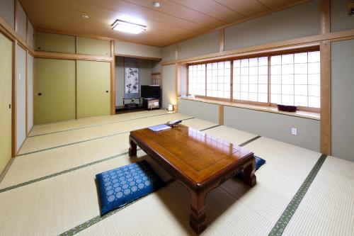 Ryori Ryokan Maehira