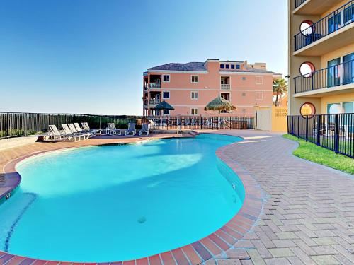 4400 Gulf Blvd Condo Unit 105 - image 2