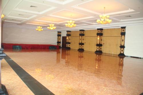 Hotel Mega Bintang Sweet in Cepu