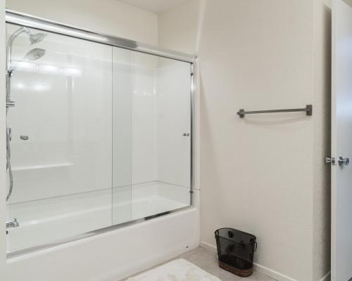 55092 Oak Tree Condo - image 3