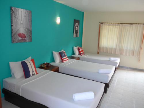 room detail thumbnail 0