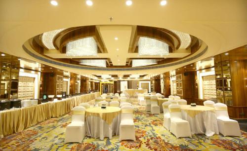 Üzleti központ, Regenta Central The Crystal Kanpur in Kanpur