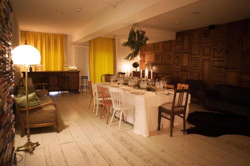 Restaurant, Michelberger Hotel in Friedrichshain