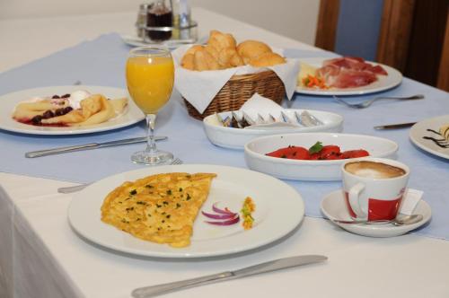 Hotel Calypso - image 10