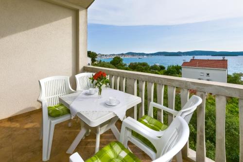 Apartments Adria