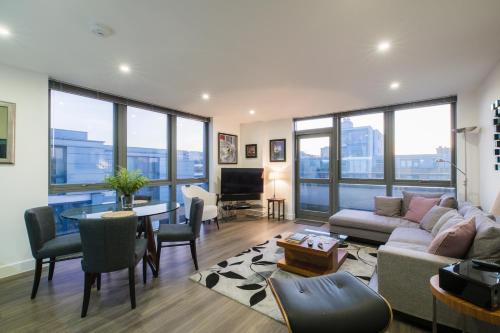 Elegant 1 bed flat with balcony in Islington, London