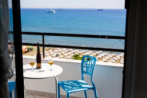 Krasas Beach Apts 3