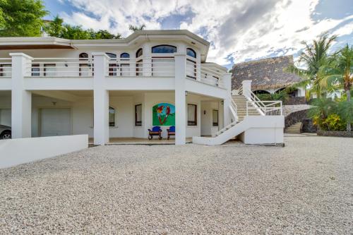 Pura Vida Villa in Playa Ocotal