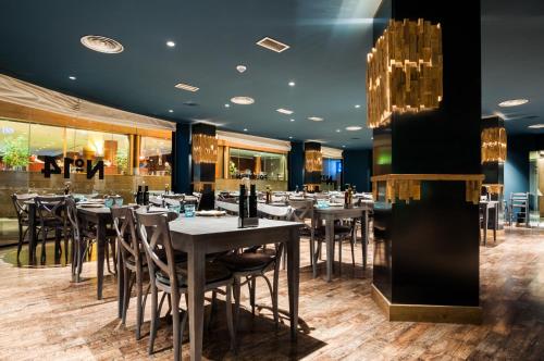 ห้องอาหาร, Exe Prisma in เอสคัลเดส