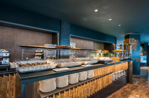 Exe Prisma - Food and beverages