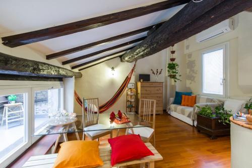 GuestHost - Bologna Rainbow Apartment, Bologna