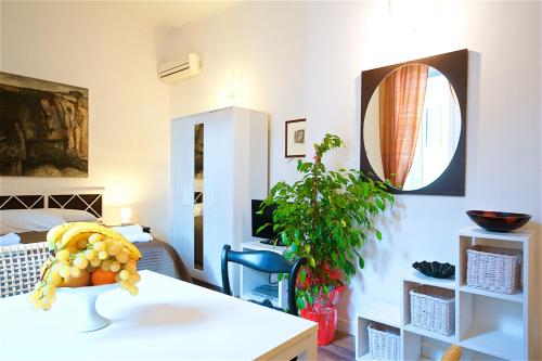 Vetrina Holidays Apartment Navona, Roma (foto 9)