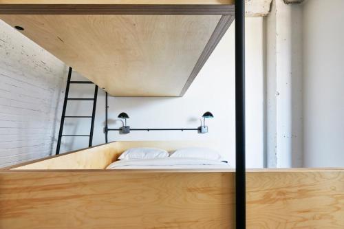 Queen + Bunk Loft