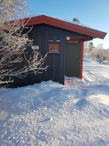 Knutebu Two-Bedroom Cottage in 高爾