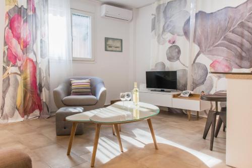 Acropolis Quiet Apartment 100 Mbps Wi-Fi, Atény (fotografie 2)