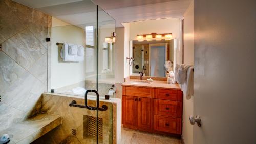 Maui Kai Condos - image 2