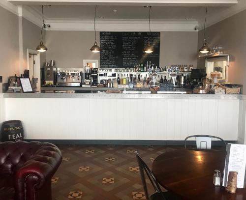 Restaurant, Hotel Continental in Canterbury