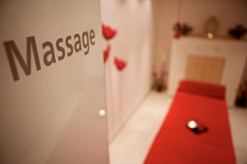Massage, Elements Hotel Christlessee in Oberstdorf