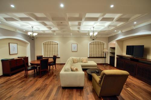 Rawasi Hotel Apartments الرواسي للشقق الفندقية - image 4