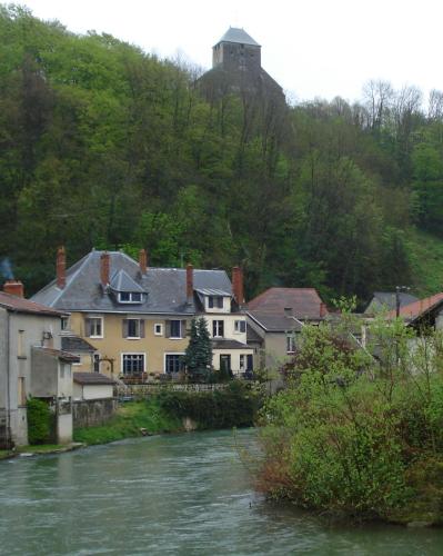 Chambres d'hôtes Notre Paradis - Chambre d'hôtes - Dun-sur-Meuse