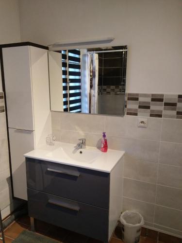 Gites Les Mazelles gîte à louer Noailles