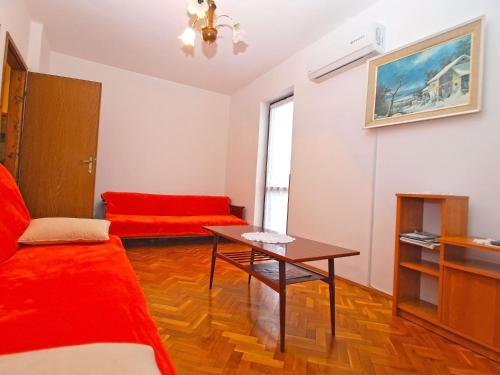 Apartments Dvorine 1210 - image 9